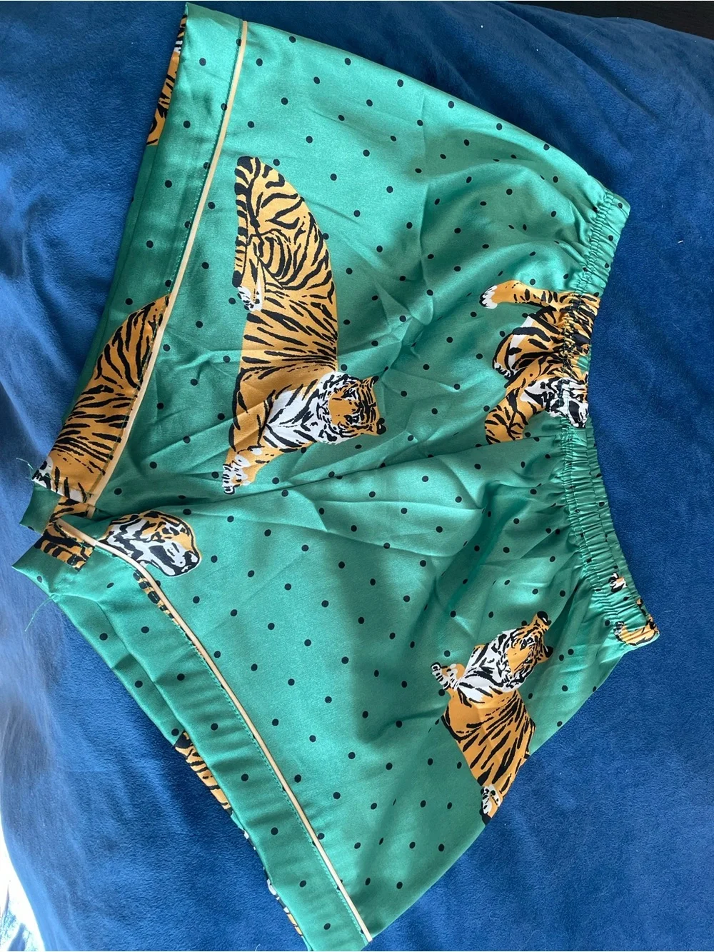 Green Tiger Print Women's Pajama Set